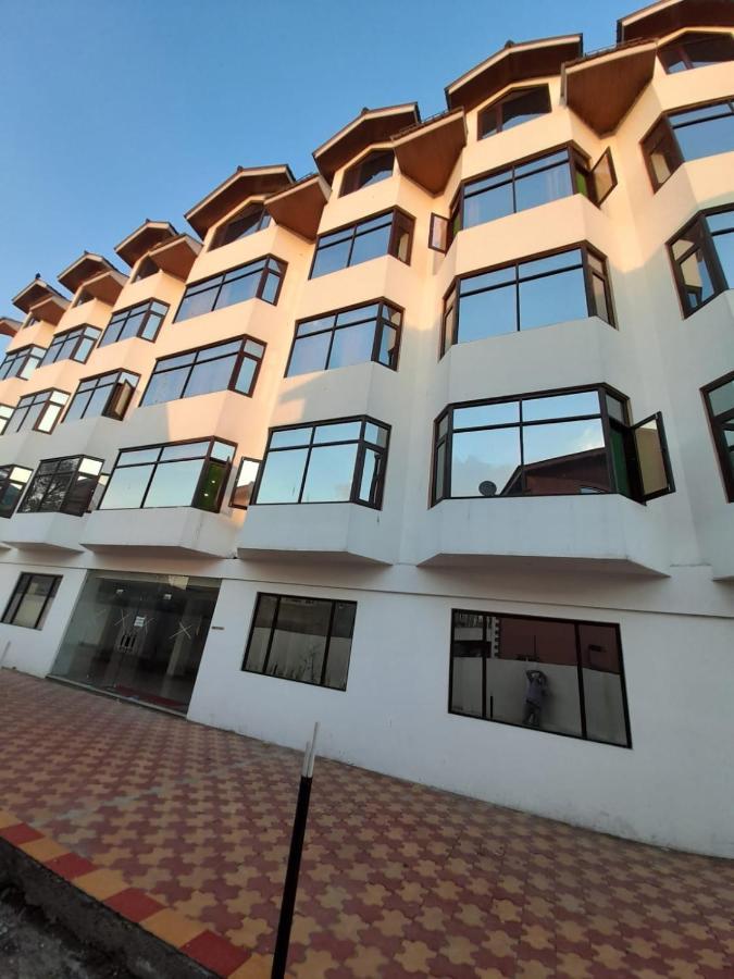 Hotel Zoon Dabb Srinagar Airport Kashmir Esterno foto