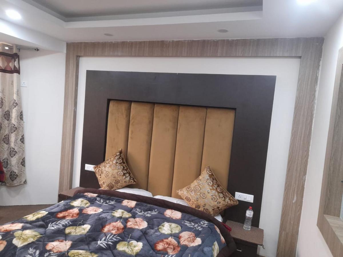 Hotel Zoon Dabb Srinagar Airport Kashmir Esterno foto