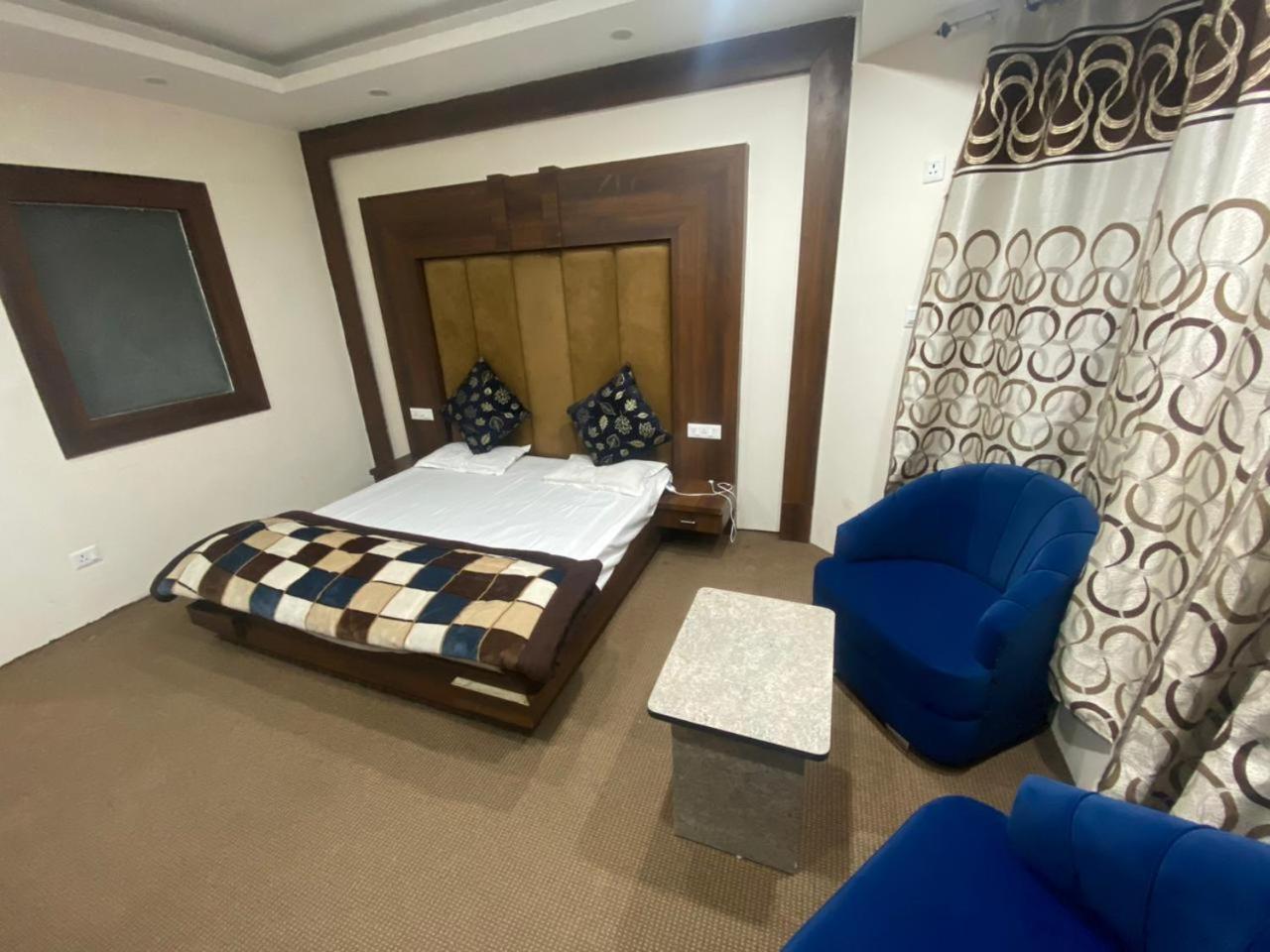 Hotel Zoon Dabb Srinagar Airport Kashmir Esterno foto