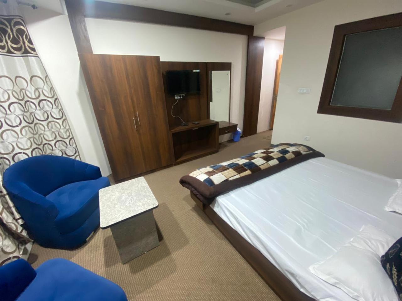Hotel Zoon Dabb Srinagar Airport Kashmir Esterno foto