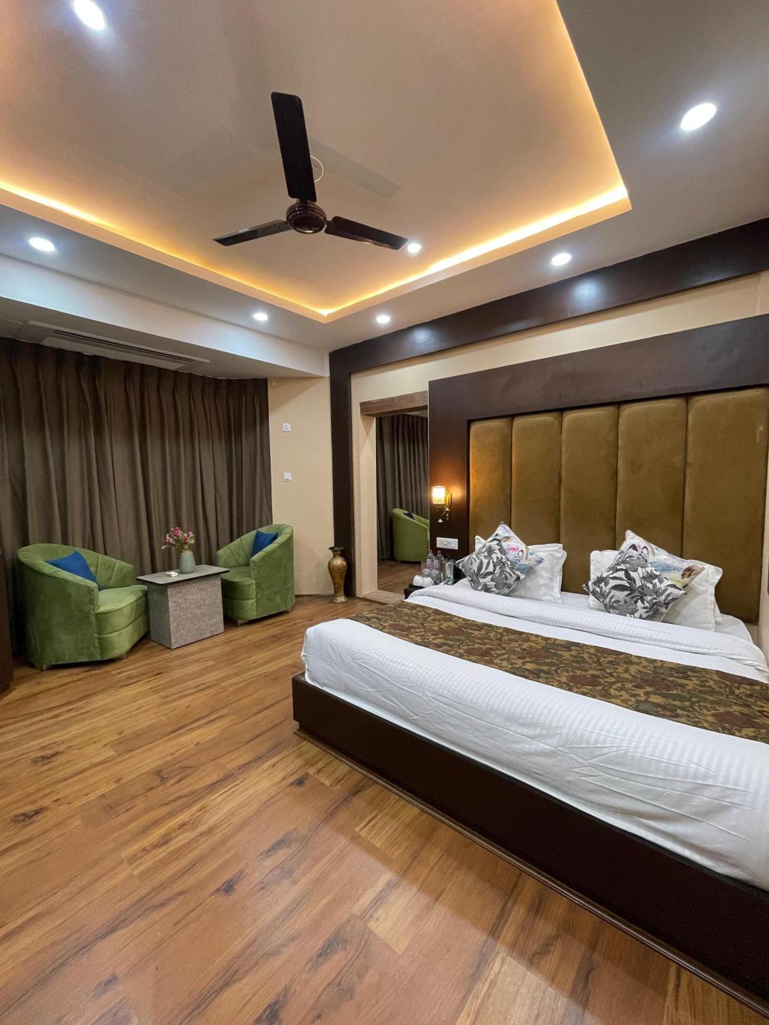 Hotel Zoon Dabb Srinagar Airport Kashmir Esterno foto