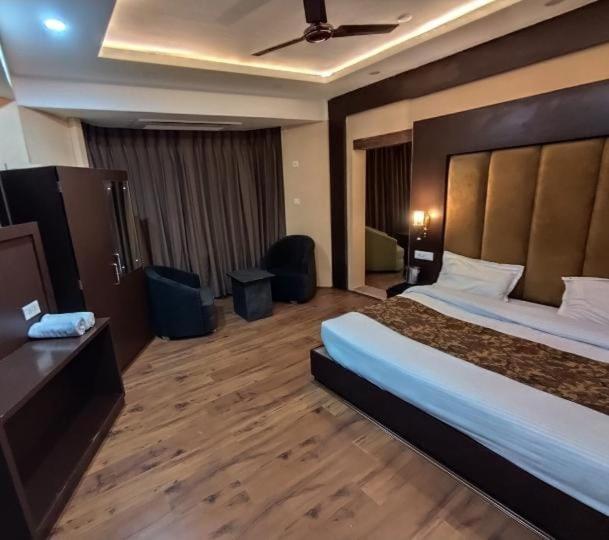 Hotel Zoon Dabb Srinagar Airport Kashmir Esterno foto